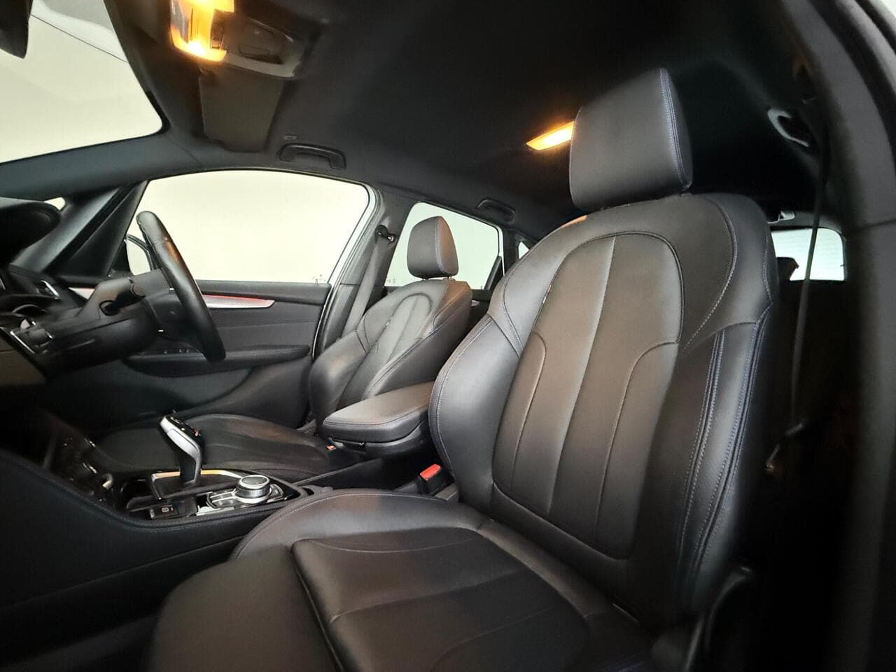 BMW 2 Series Active Tourer thumbnail Seat Front Passenger