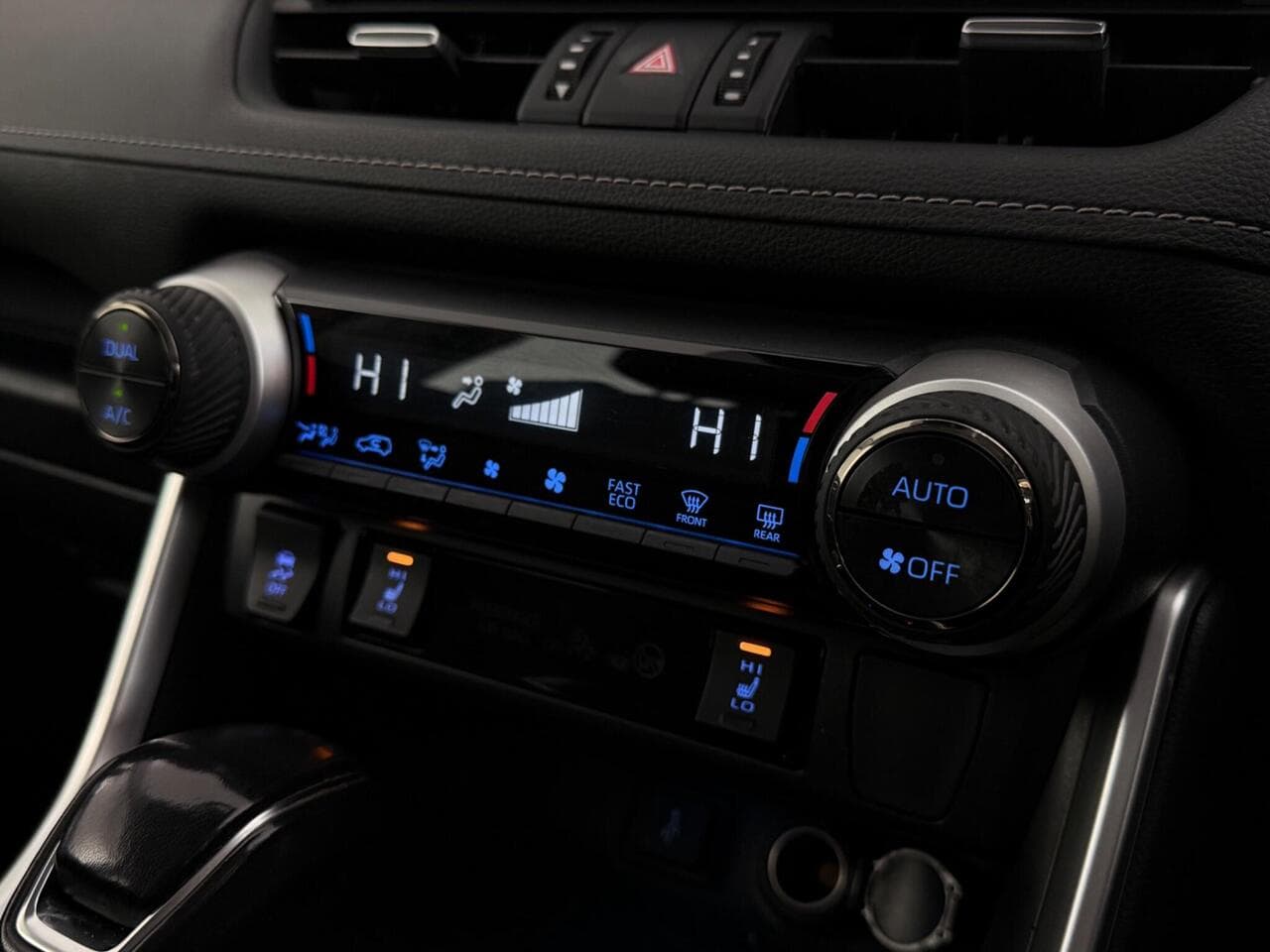 Toyota RAV4 thumbnail Misc Controls