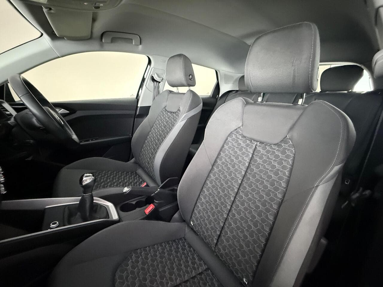 Audi A1 thumbnail Seat Front Passenger