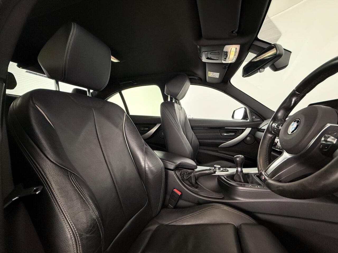 BMW 3 Series thumbnail Seat Driver