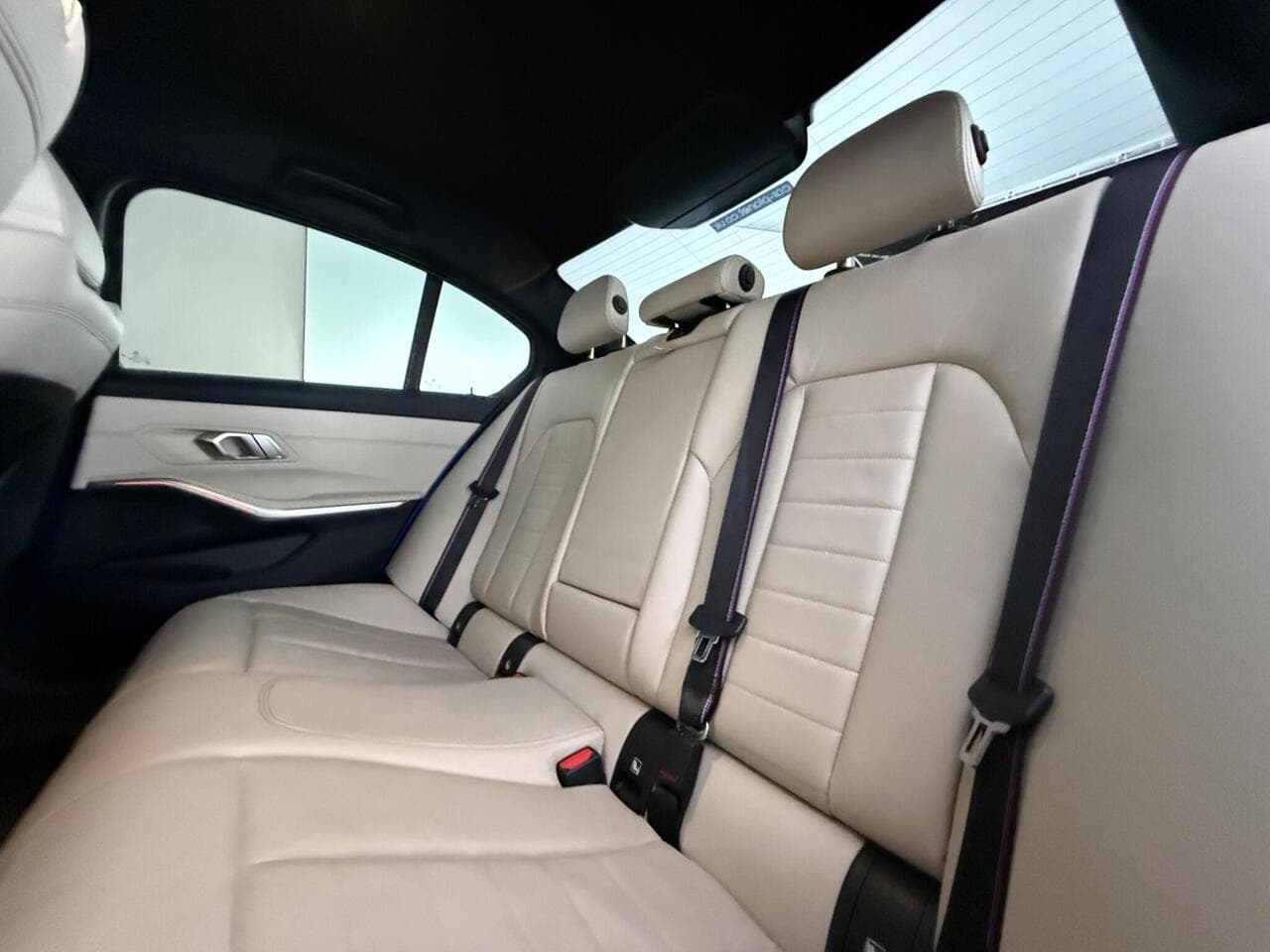 BMW 3 Series thumbnail Seats Rear