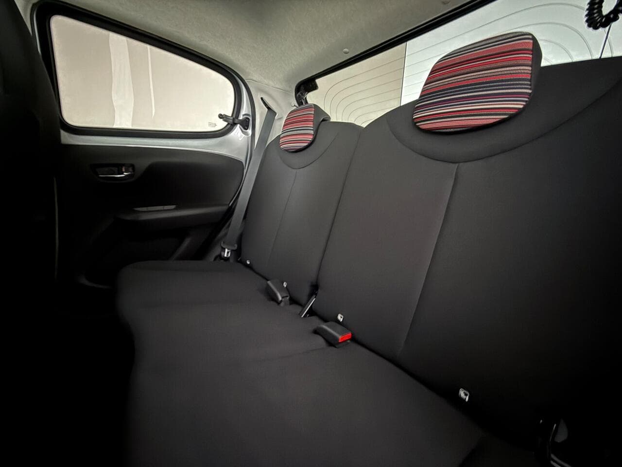 Citroen C1 thumbnail Seats Rear