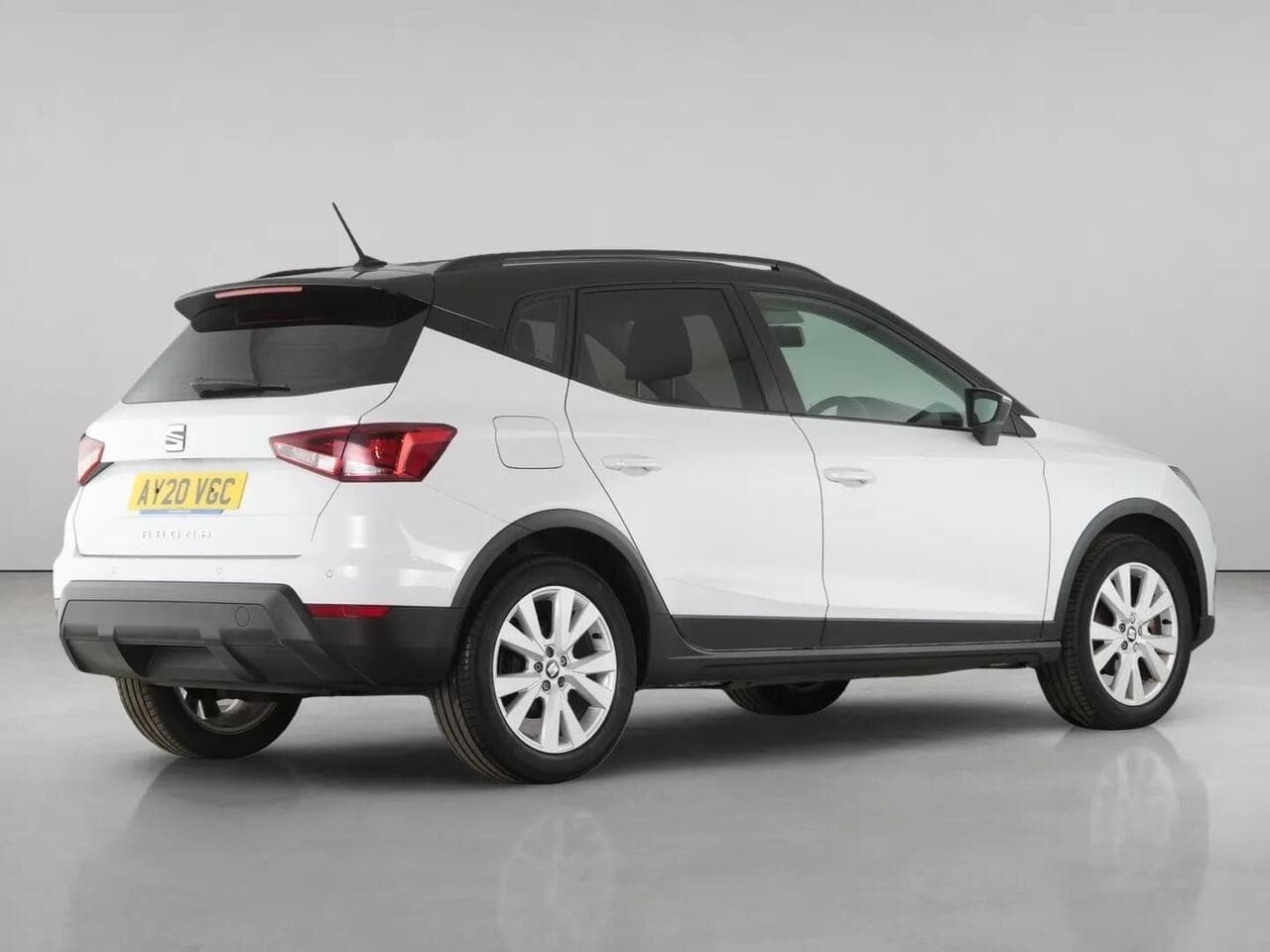 SEAT Arona thumbnail Rear Right