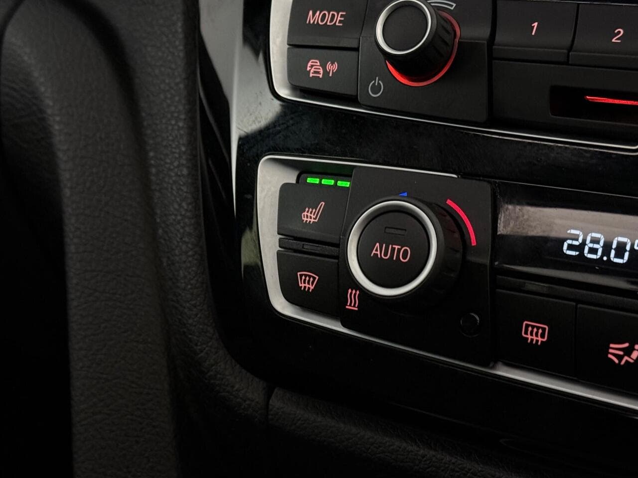 BMW 3 Series thumbnail Misc Controls