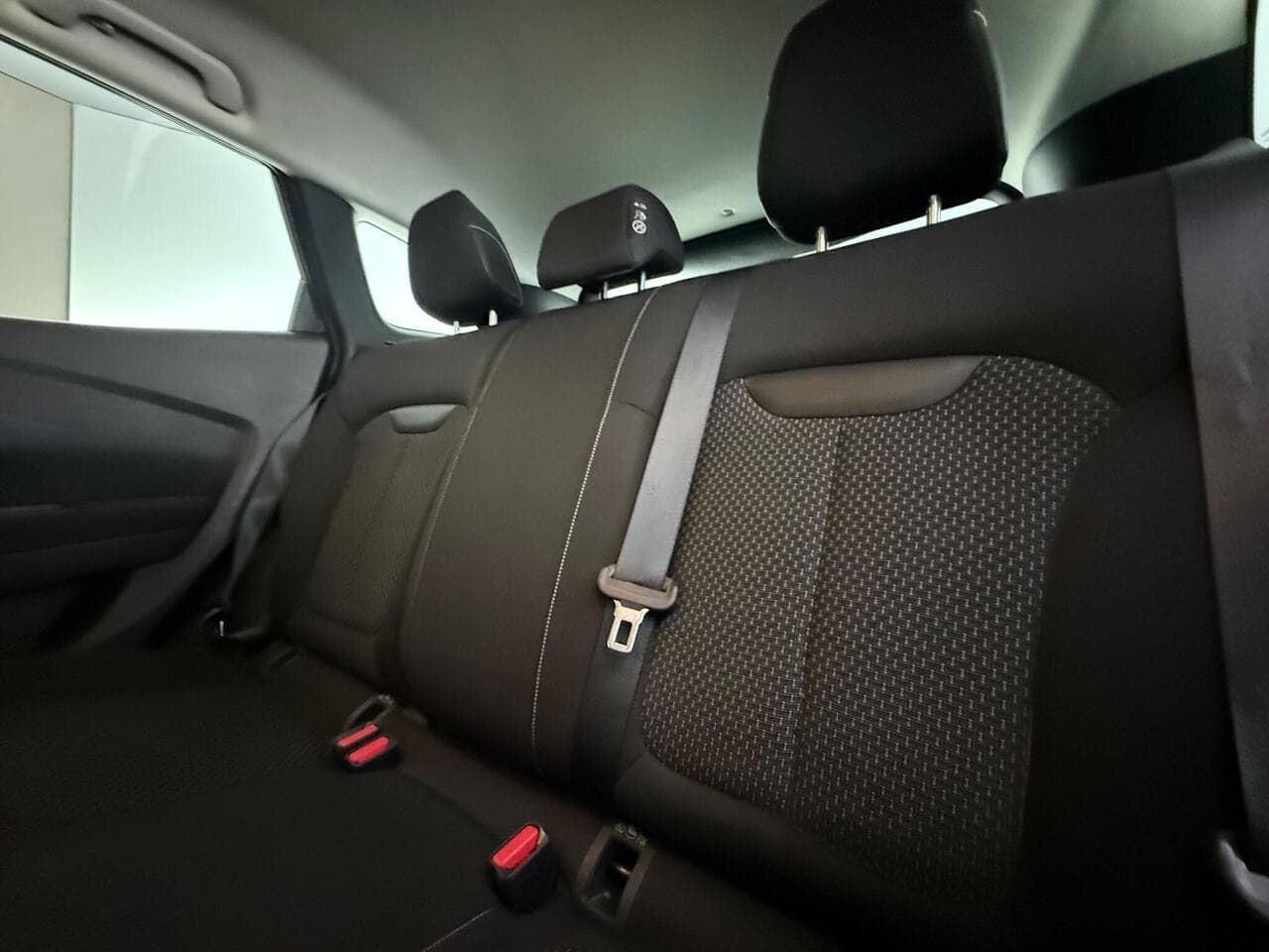 Renault Kadjar thumbnail Seats Rear