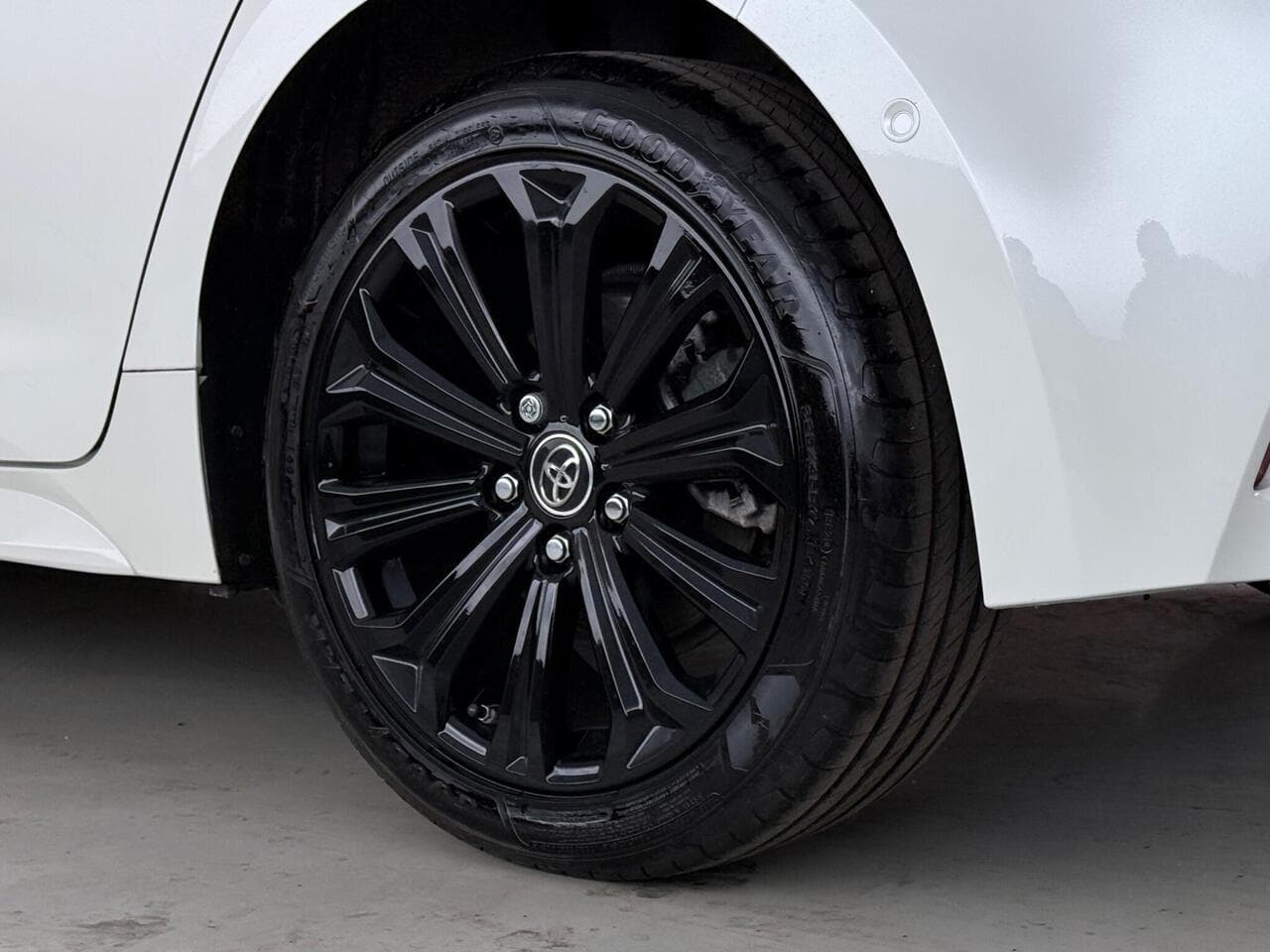 Toyota Corolla thumbnail Wheel