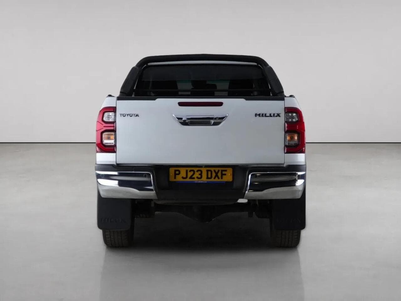 Toyota Hilux thumbnail Rear
