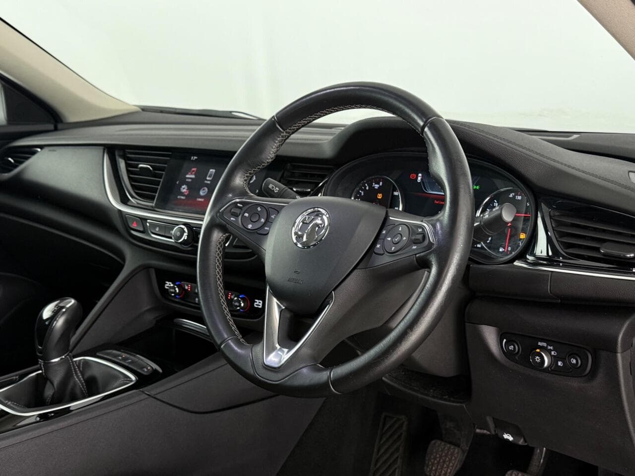 Vauxhall Insignia thumbnail Inconclusive