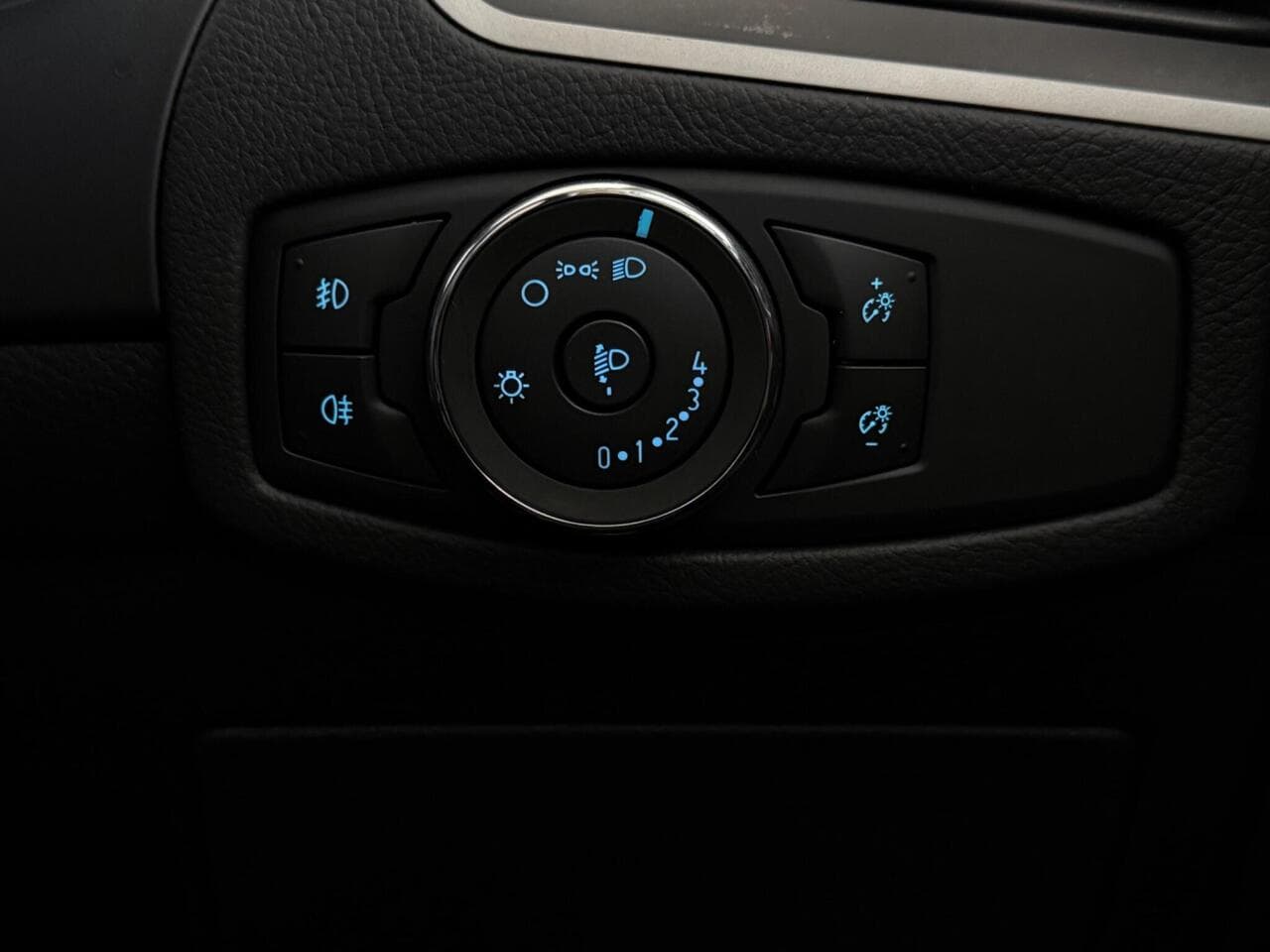Ford Galaxy thumbnail Misc Controls