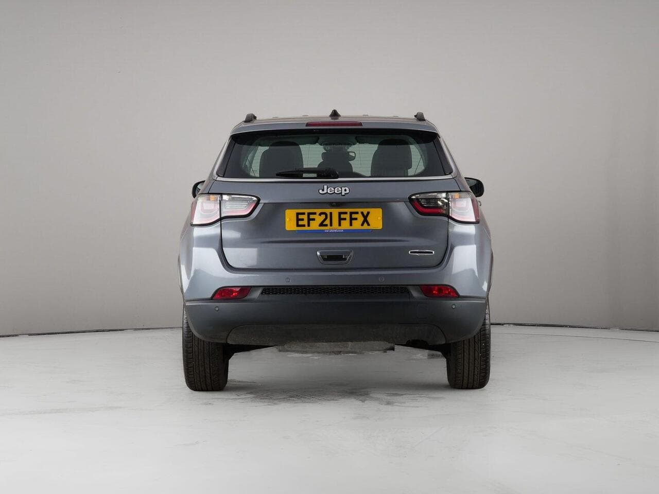 Jeep Compass thumbnail Rear