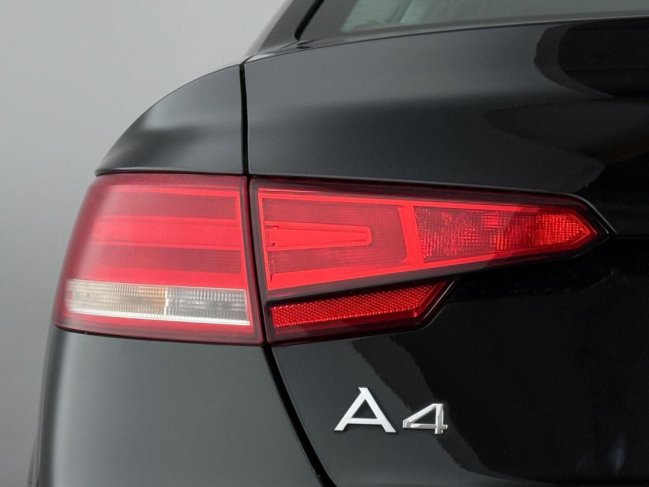 Audi A4 thumbnail Lights Rear