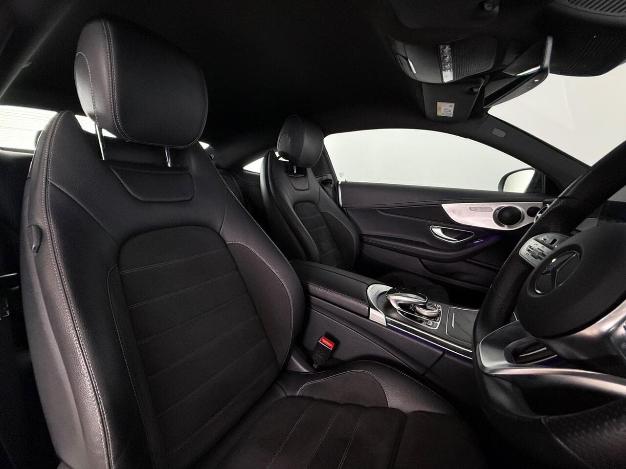 Mercedes-Benz C Class thumbnail Seat Driver