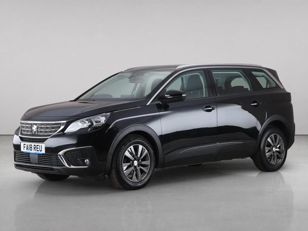 Peugeot 5008 thumbnail Front Left