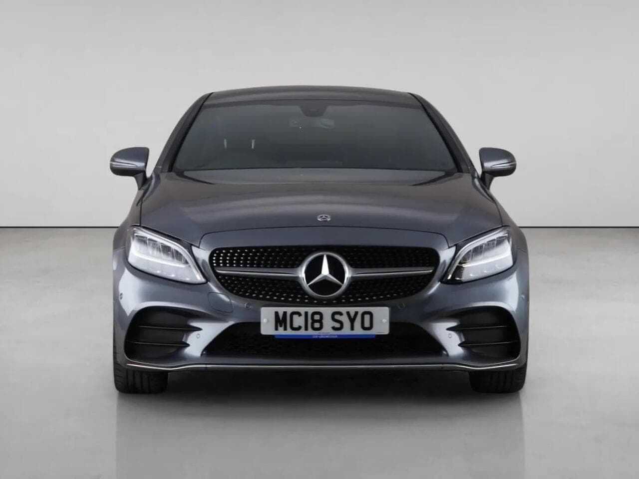 Mercedes-Benz C Class thumbnail Front