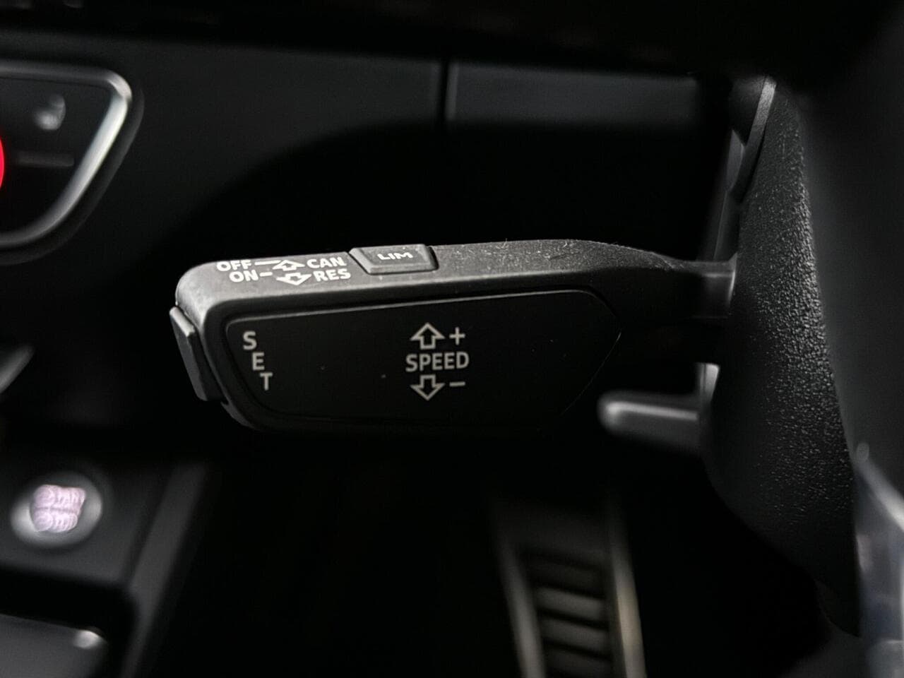Audi Q5 thumbnail Misc Controls