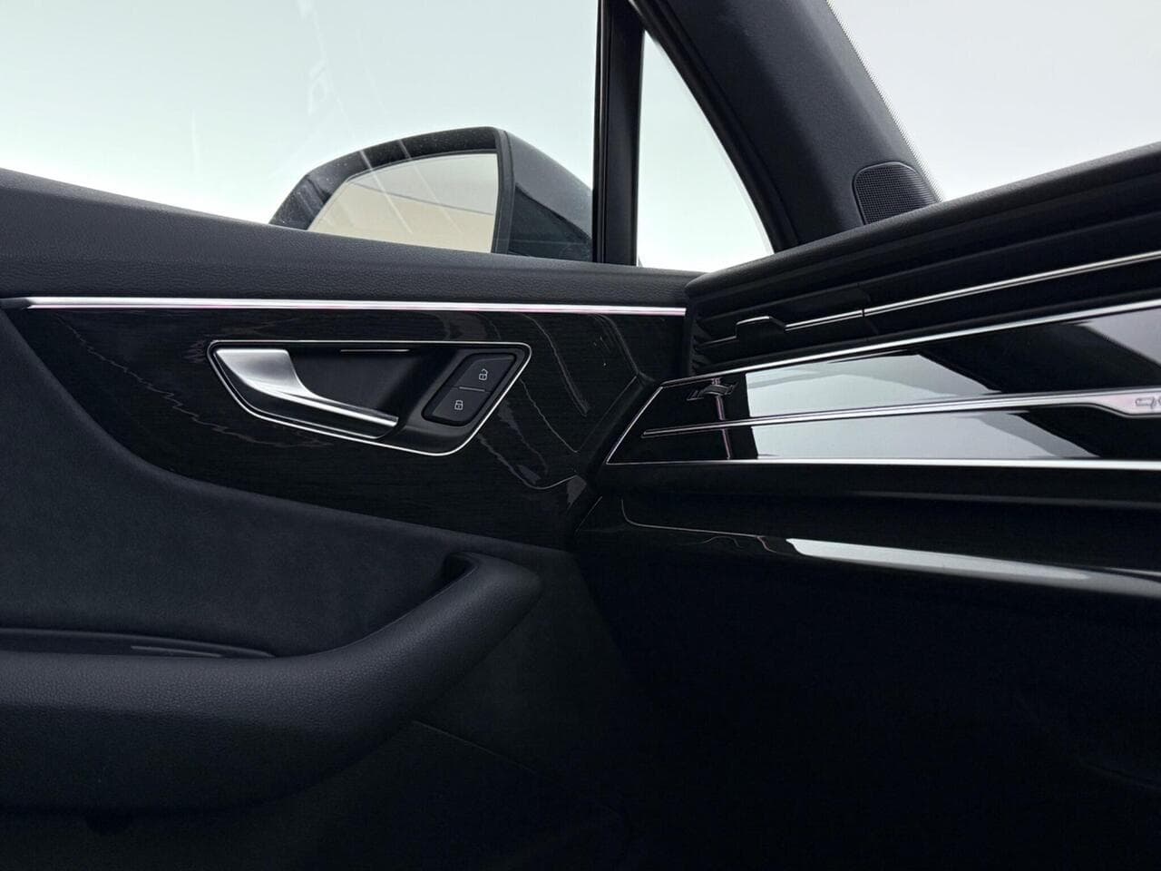 Audi Q7 thumbnail Inconclusive