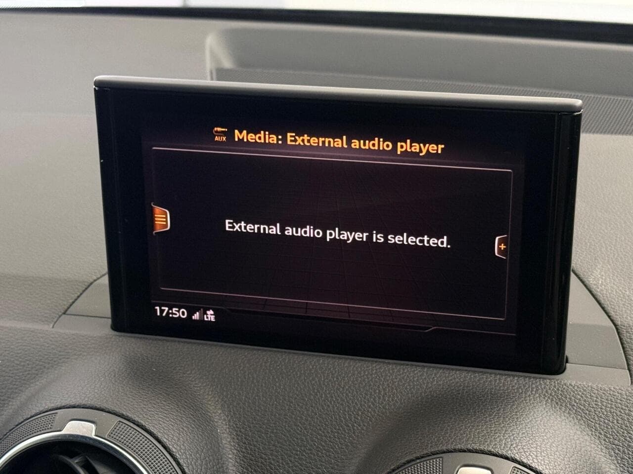 Audi Q2 thumbnail Infotainment System