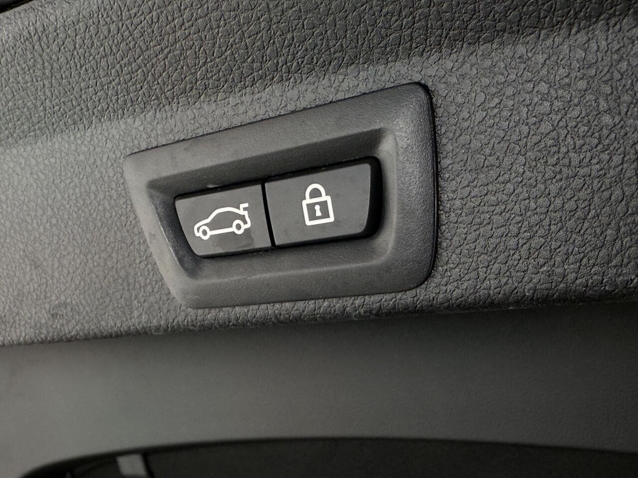 BMW 4 Series Gran Coupe thumbnail Misc Controls