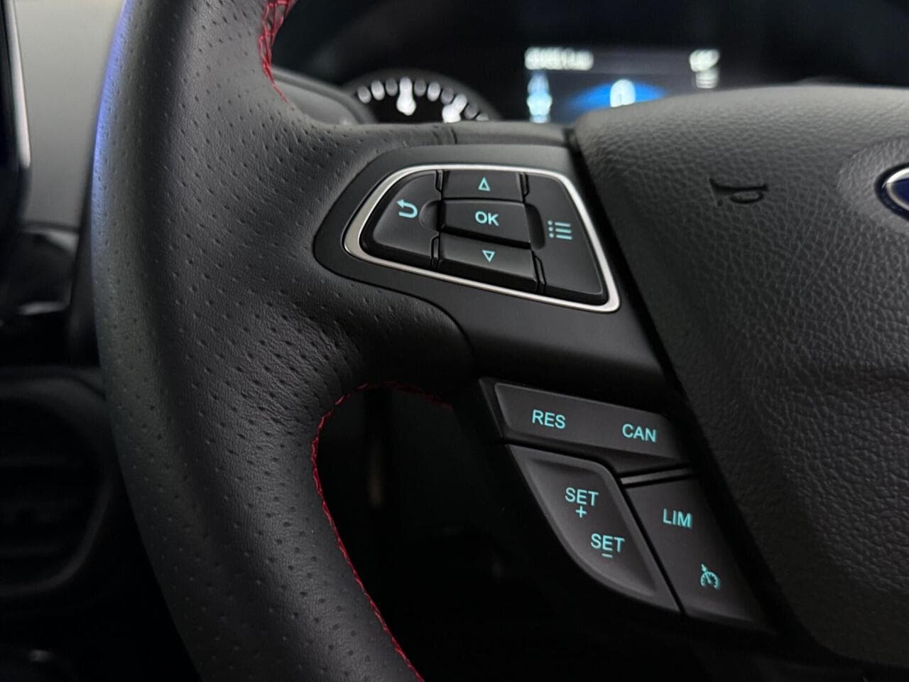Ford EcoSport thumbnail Misc Controls