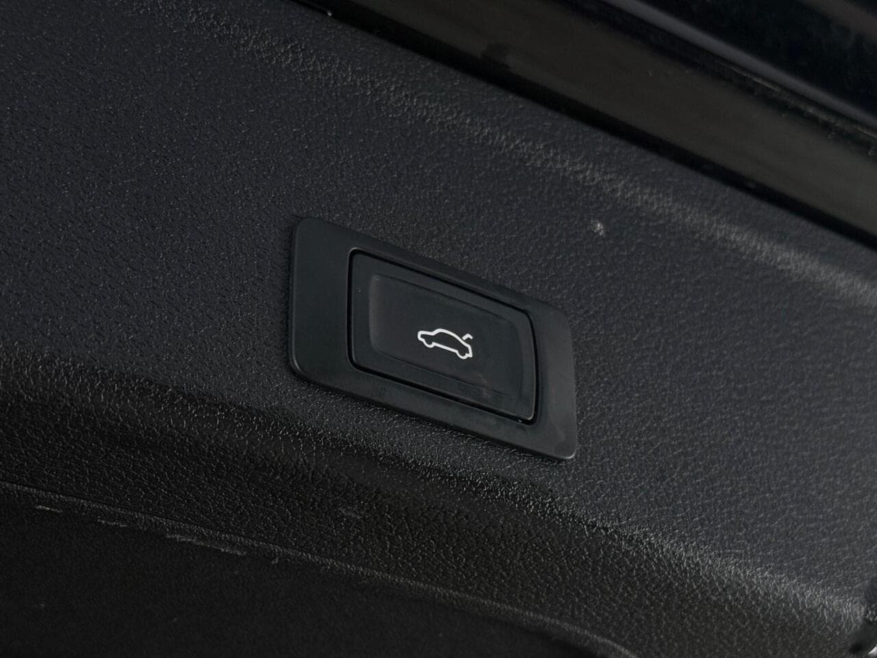 Audi A4 Avant thumbnail Misc Controls