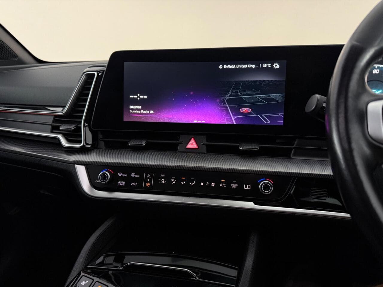 Kia Sportage thumbnail Infotainment System