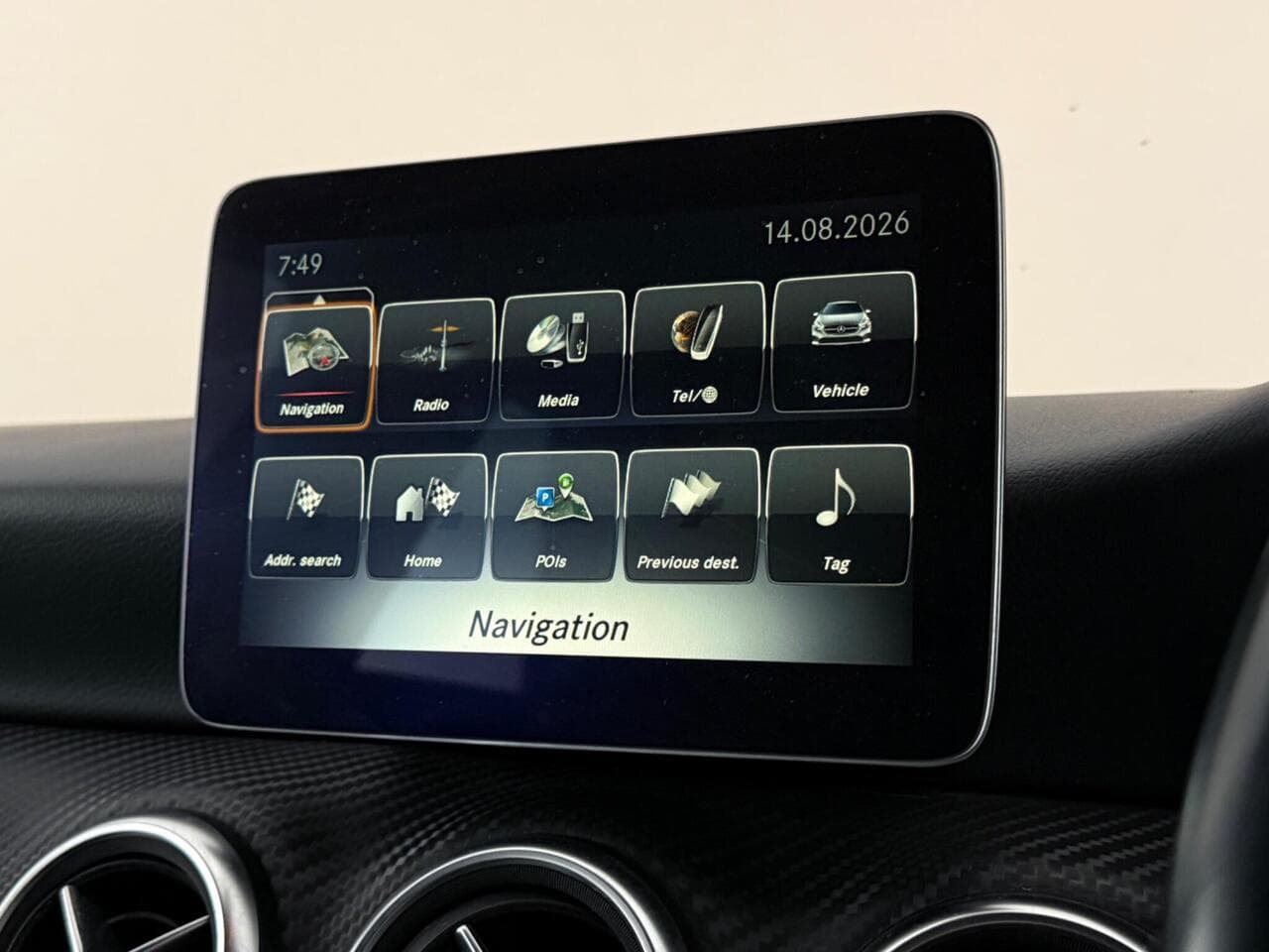Mercedes-Benz A Class thumbnail Infotainment System