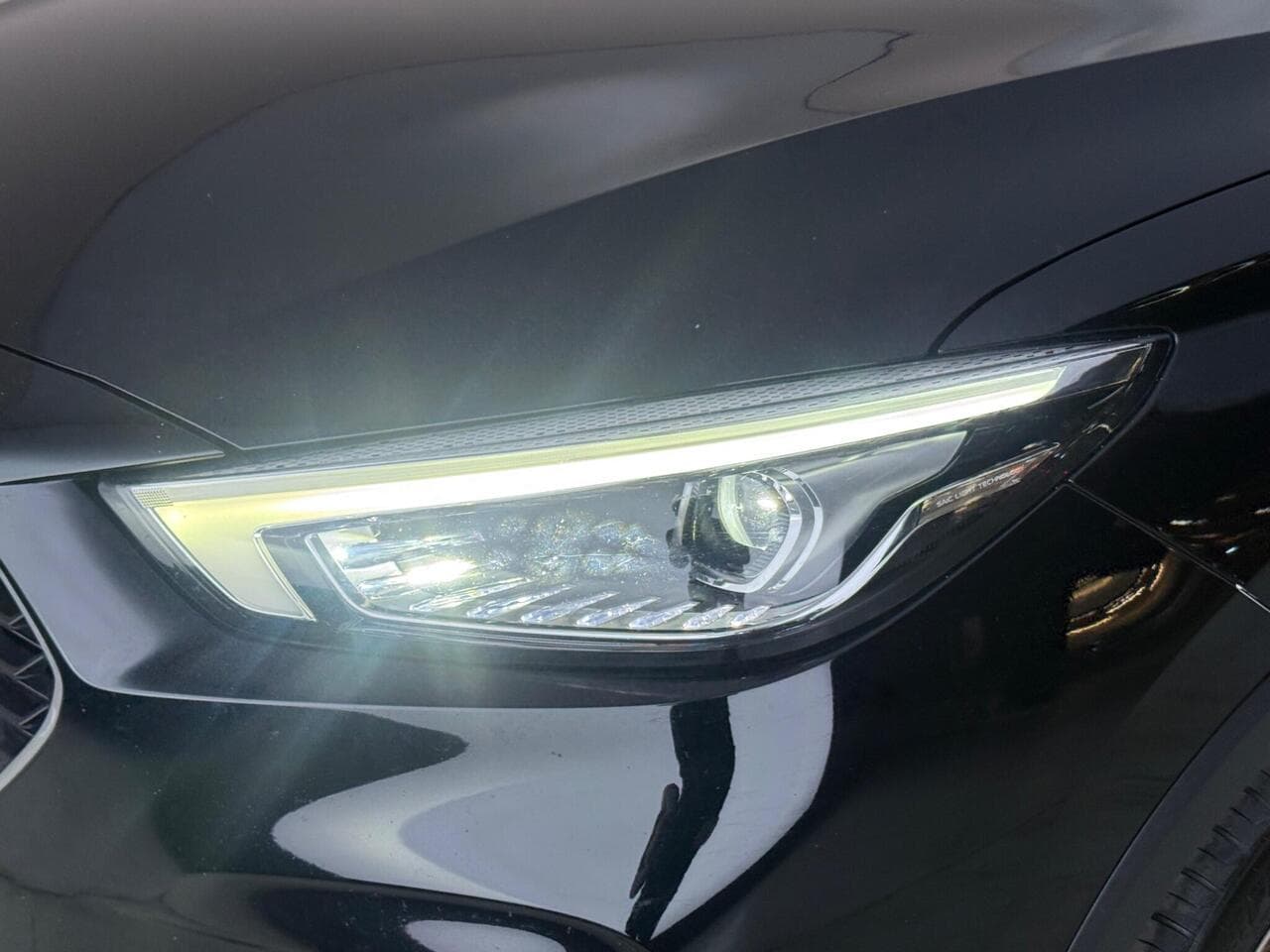 MG MG ZS thumbnail Lights Front