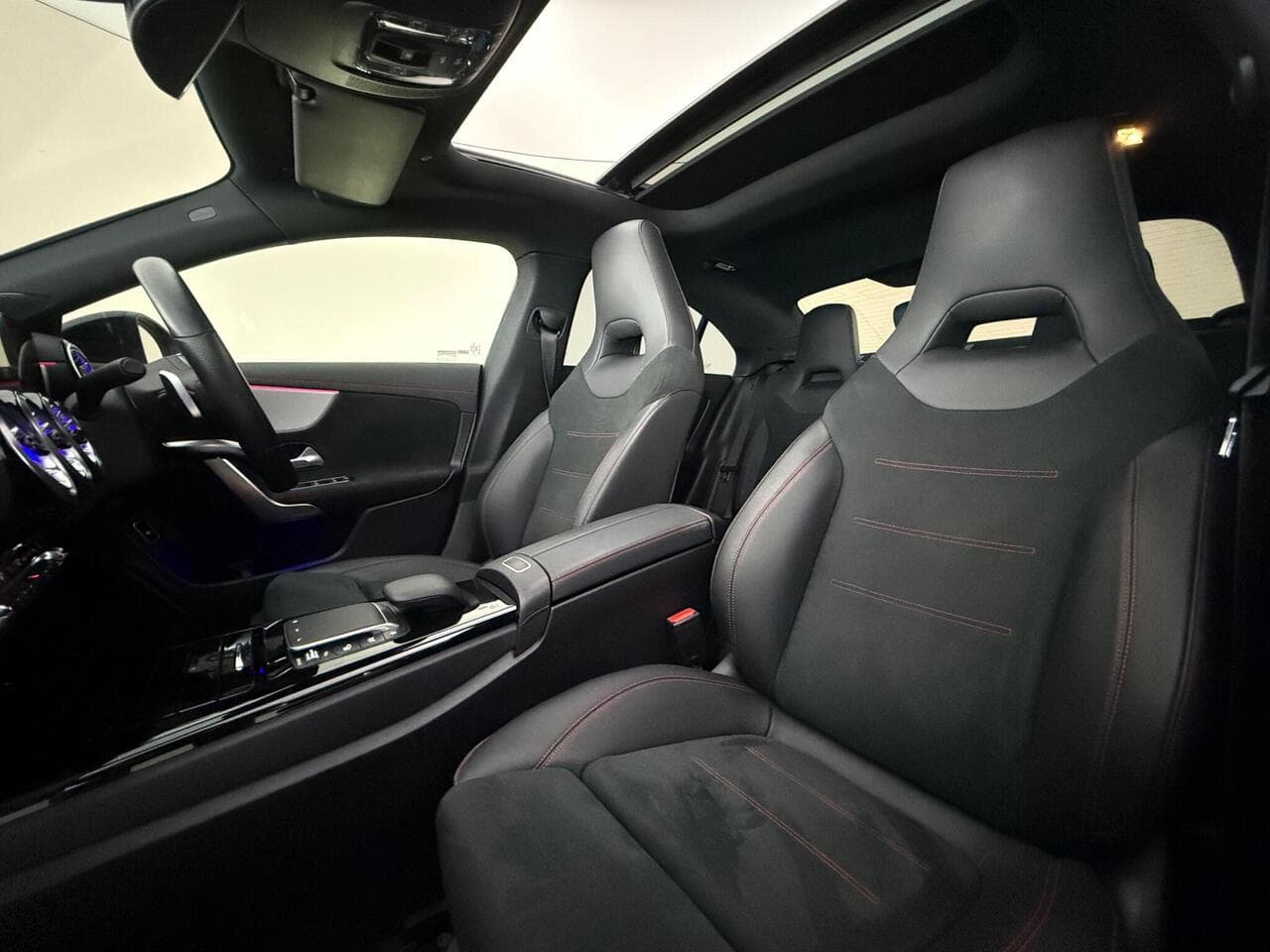 Mercedes-Benz CLA thumbnail Seat Front Passenger