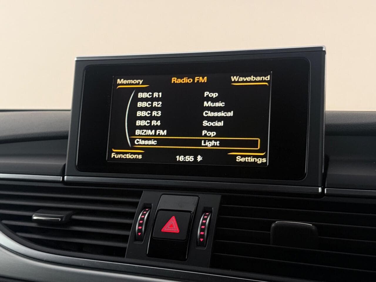 Audi A6 Saloon thumbnail Infotainment System