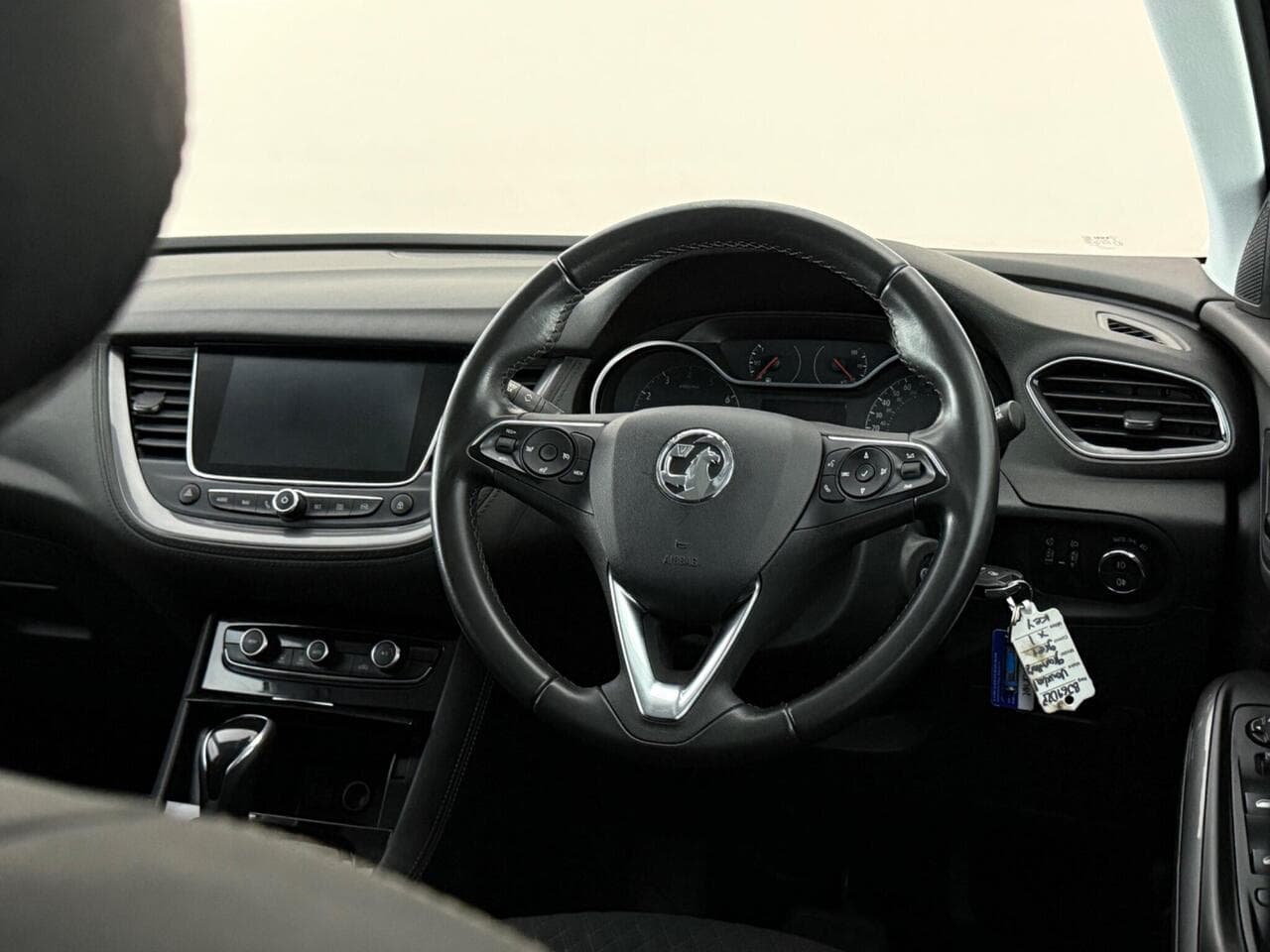 Vauxhall Grandland X thumbnail Steering Wheel