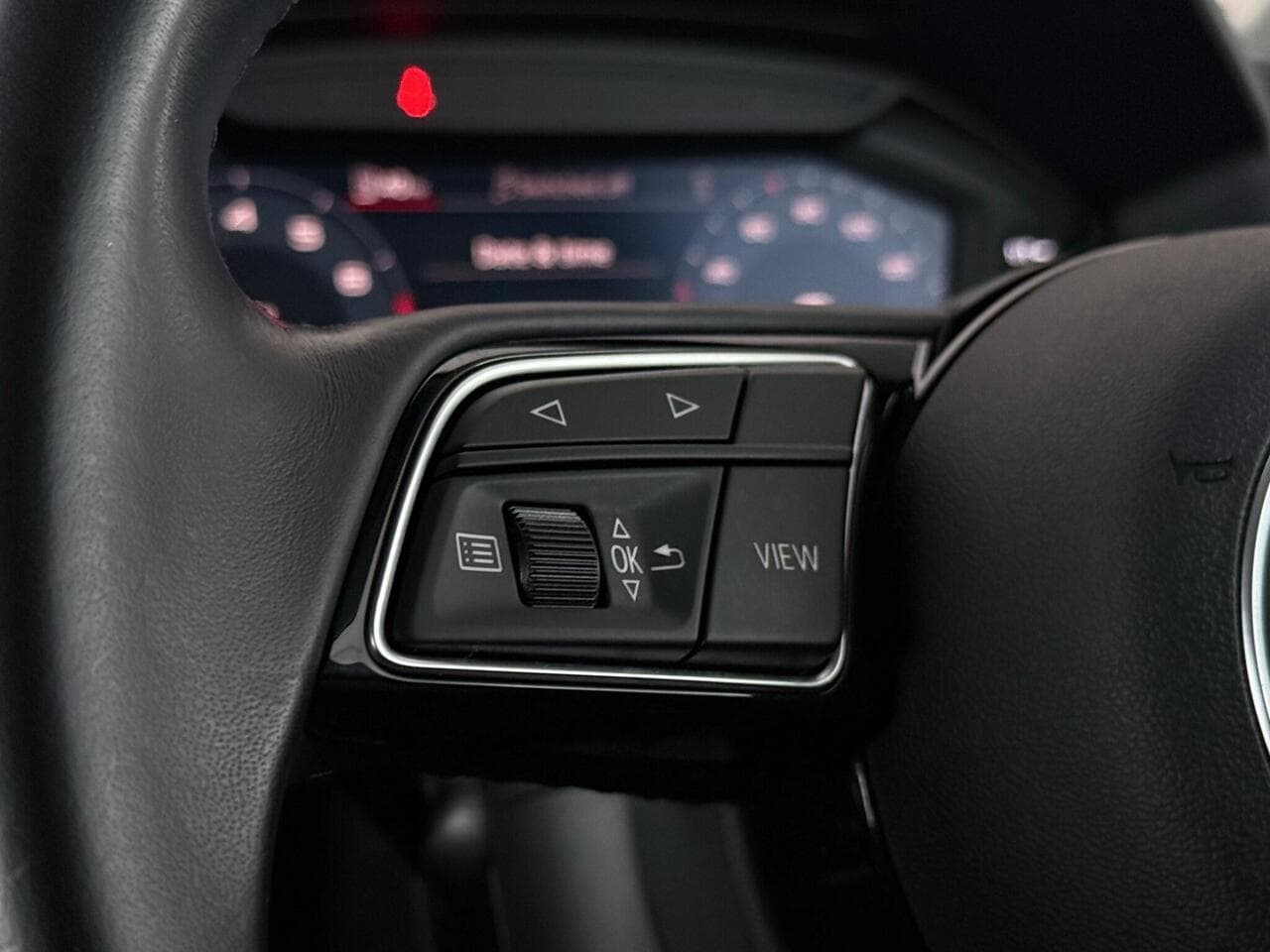 Audi A1 thumbnail Misc Controls