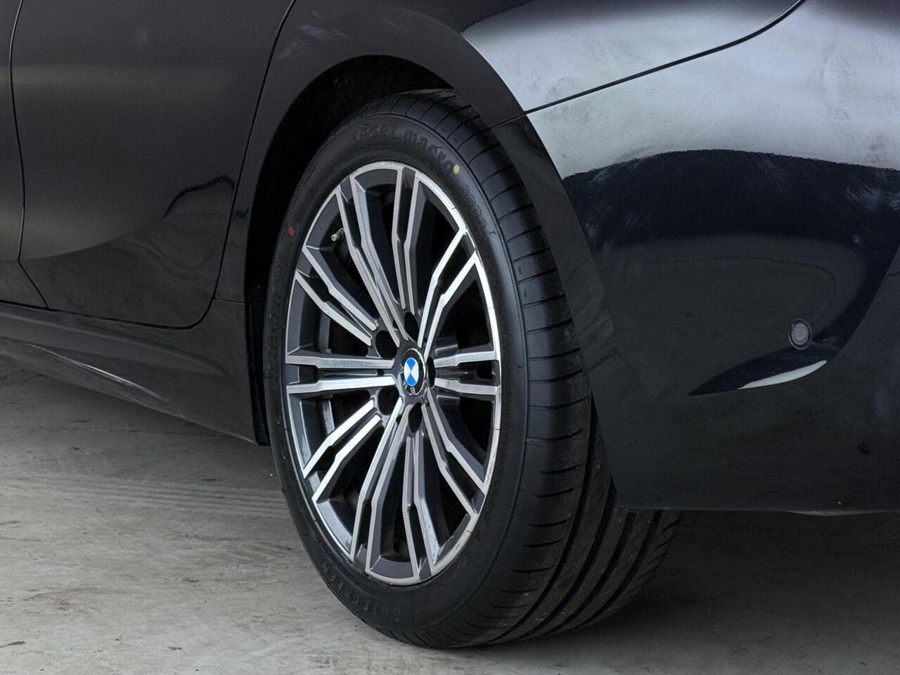 BMW 3 Series thumbnail Wheel