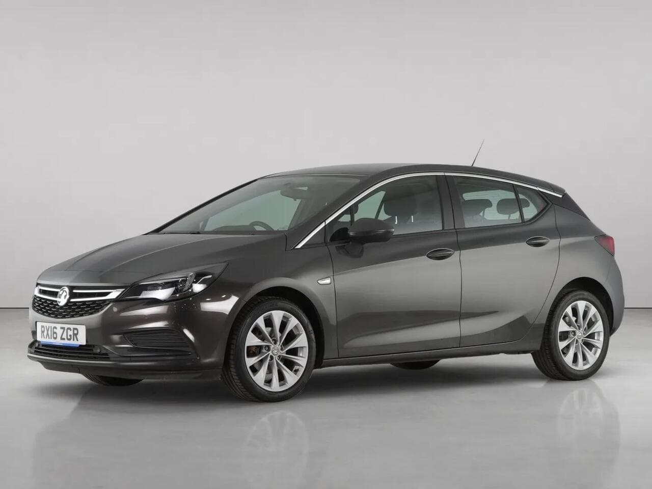 Vauxhall Astra thumbnail Front Left