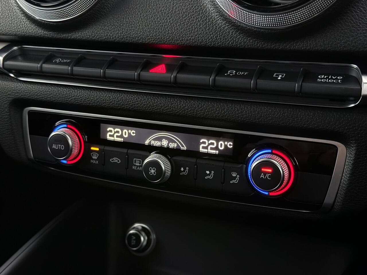 Audi A3 thumbnail Misc Controls