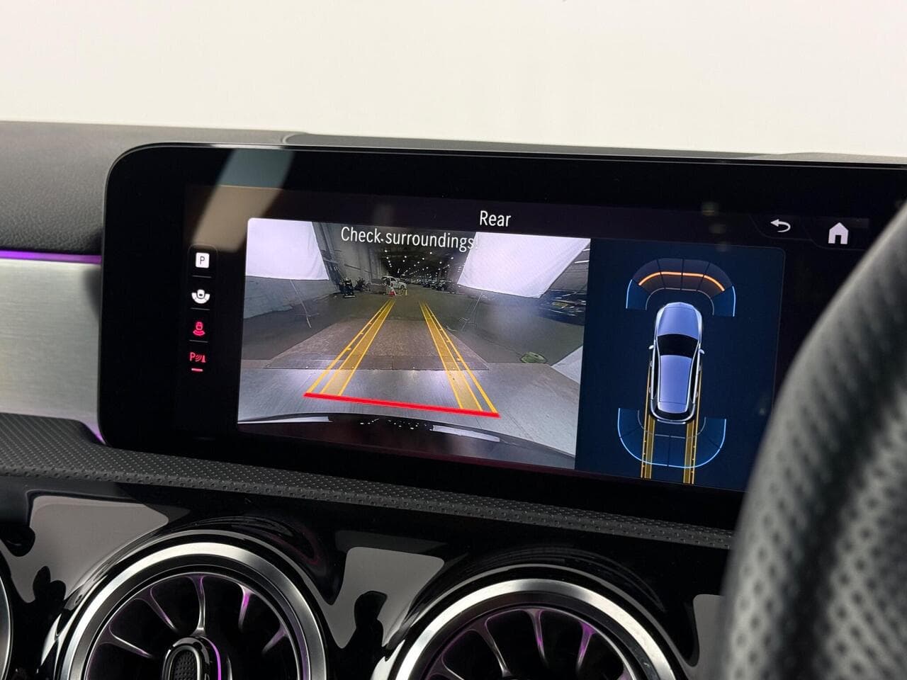 Mercedes-Benz A Class thumbnail Infotainment System