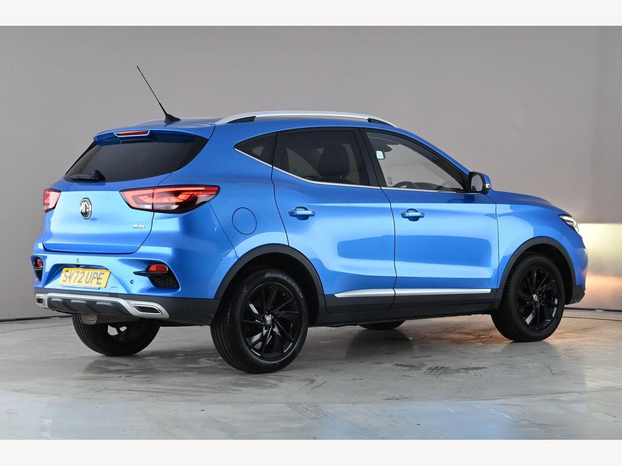 MG MG ZS thumbnail Side Right