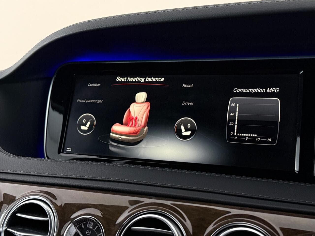 Mercedes-Benz S Class thumbnail Infotainment System