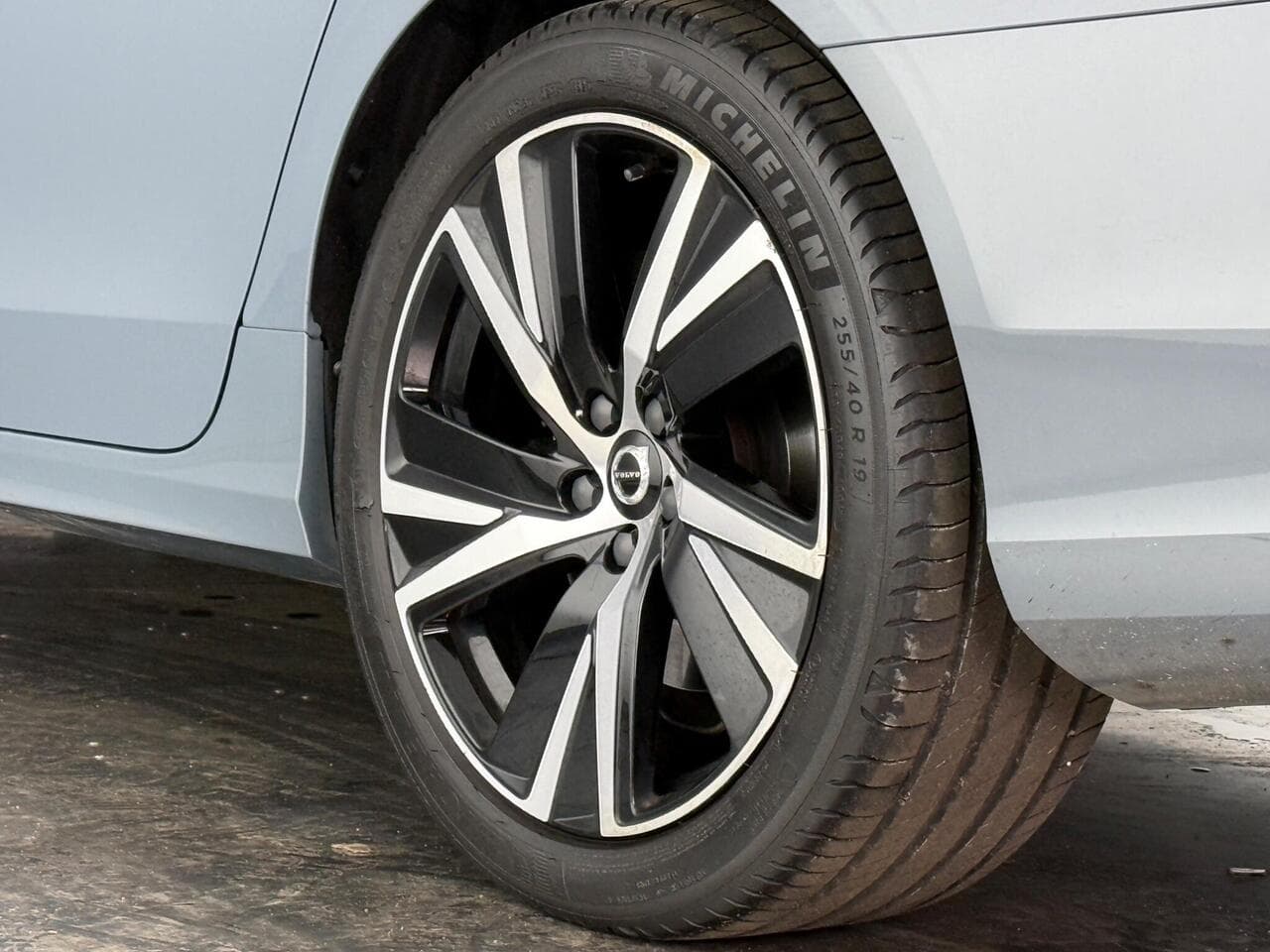Volvo V90 thumbnail Wheel