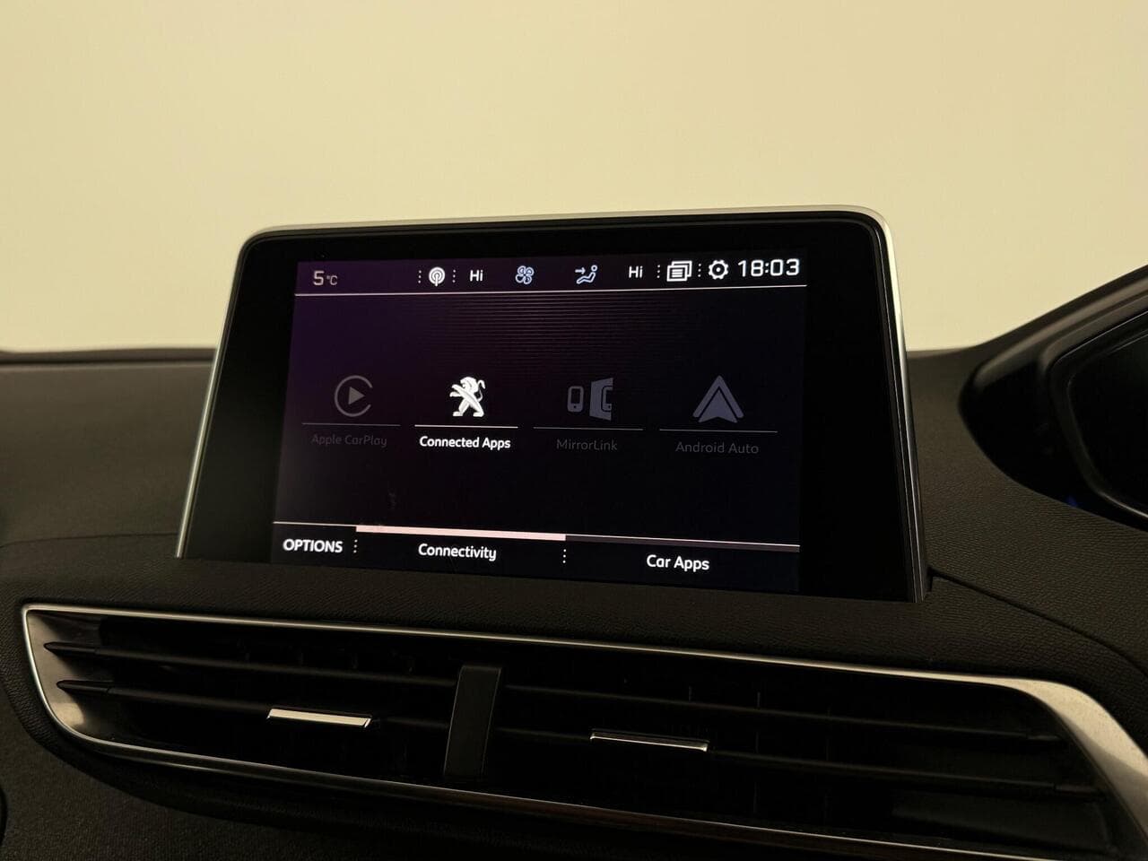 Peugeot 3008 thumbnail Infotainment System
