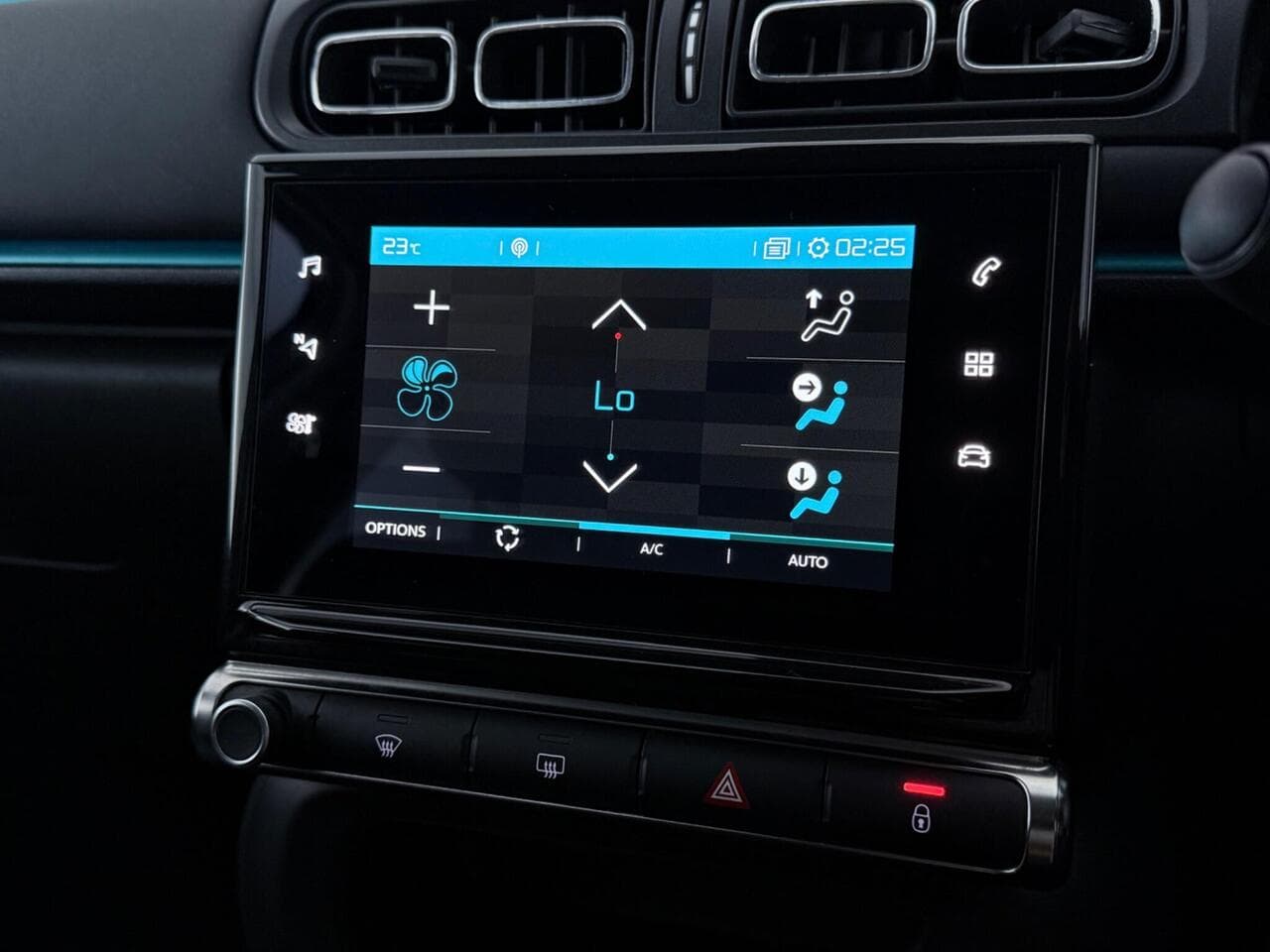 Citroen C3 thumbnail Infotainment System