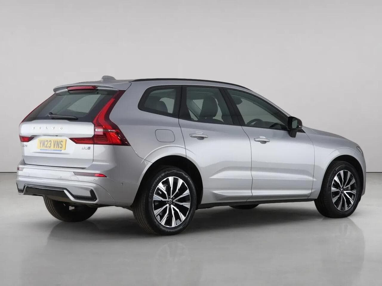 Volvo XC60 thumbnail Rear Right