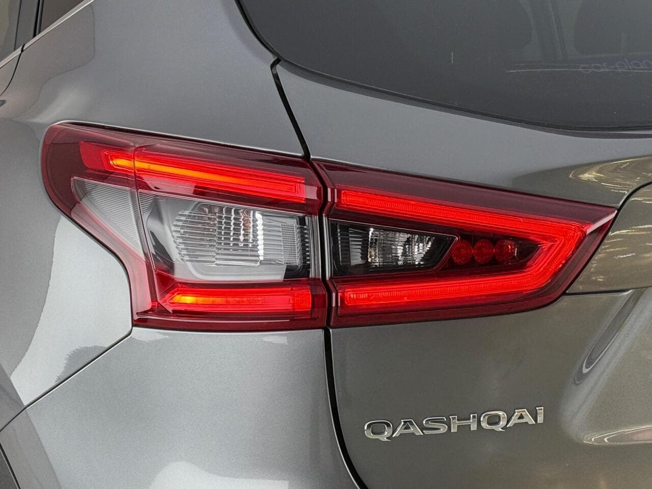 Nissan Qashqai thumbnail Lights Rear