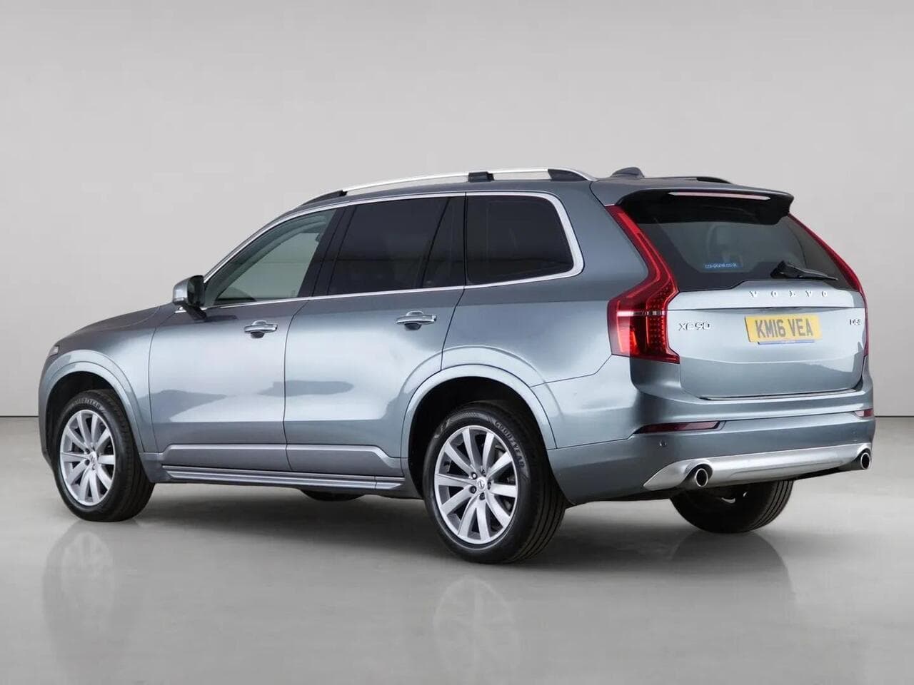 Volvo XC90 thumbnail Rear Left