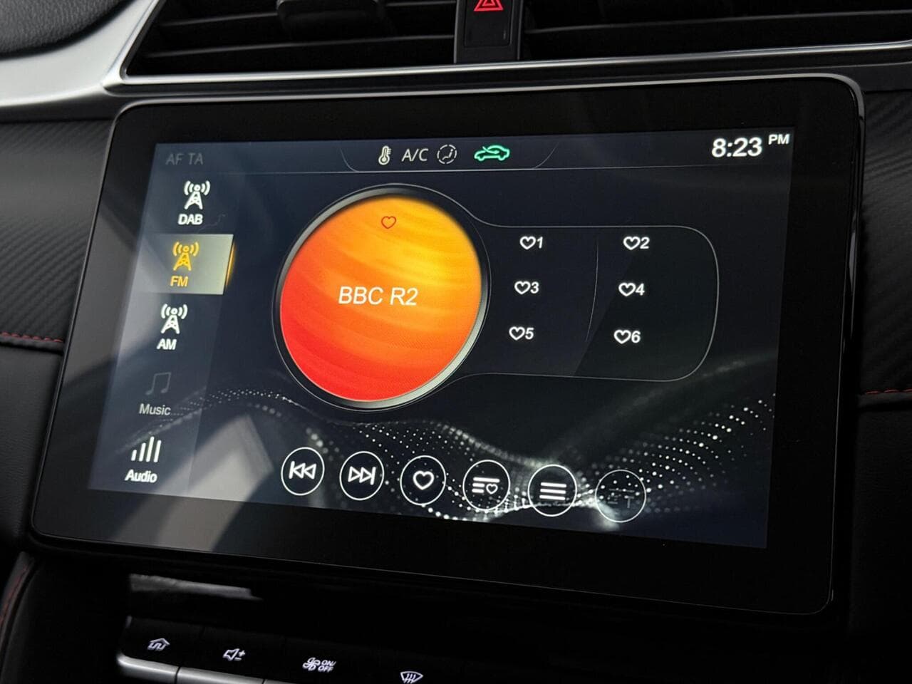 MG MG ZS thumbnail Infotainment System