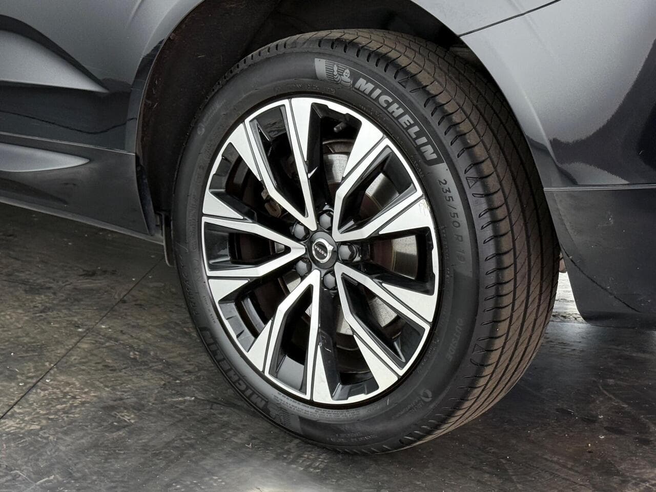 Volvo XC60 thumbnail Wheel