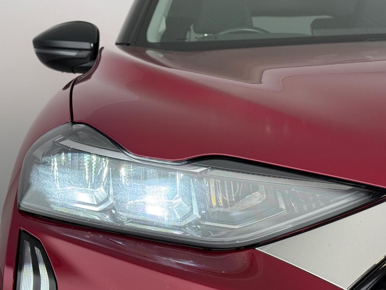 DS AUTOMOBILES DS 3 thumbnail Lights Front