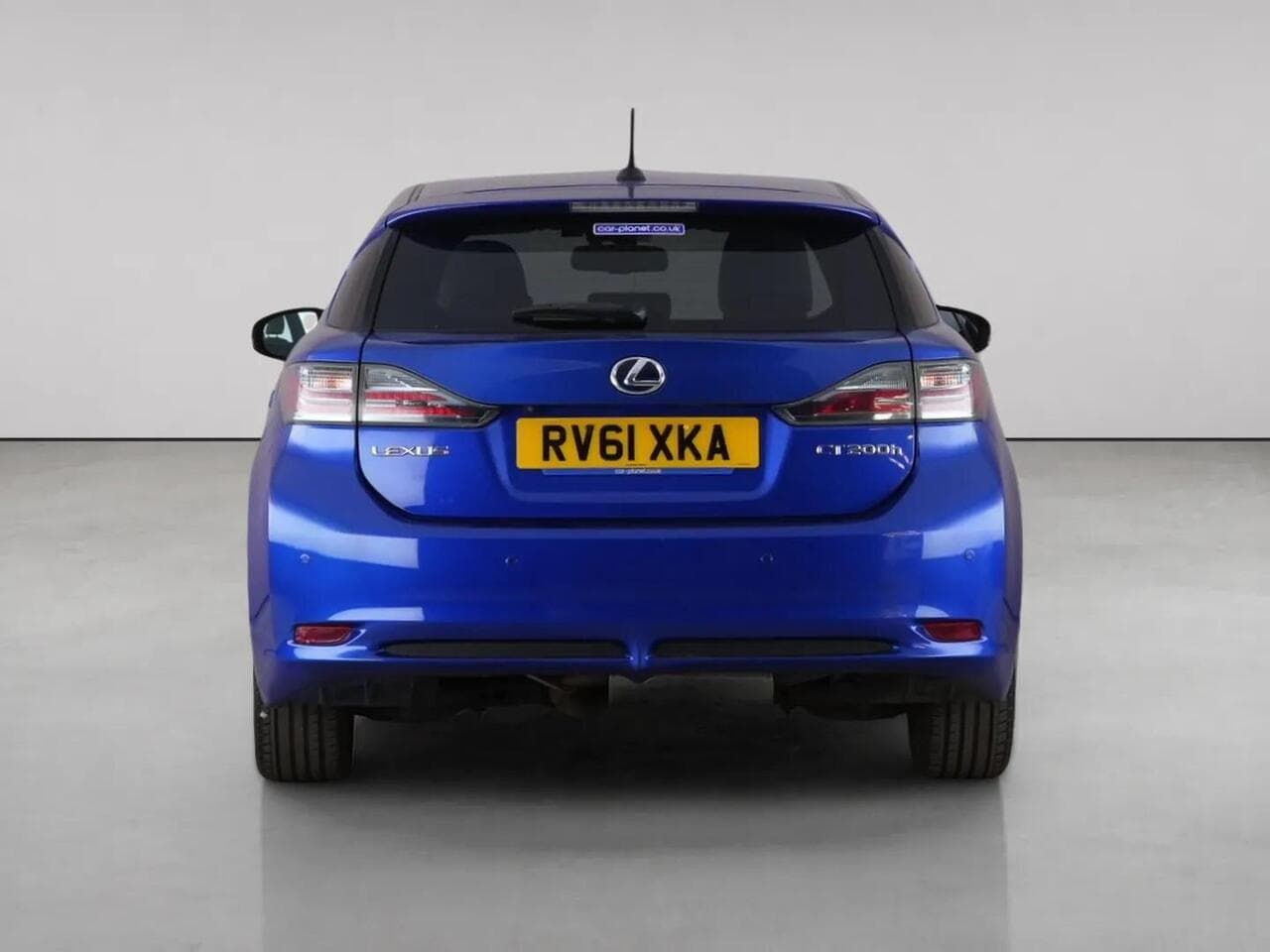 Lexus CT thumbnail Rear