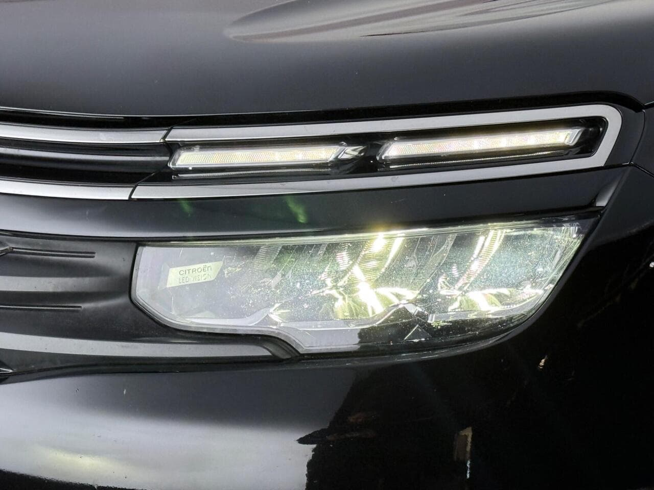 Citroen C5 Aircross thumbnail Lights Front
