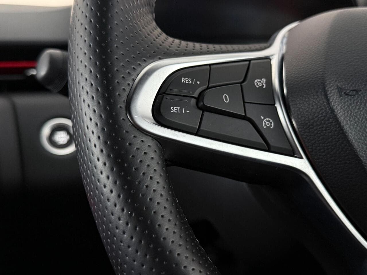 Renault Clio thumbnail Misc Controls