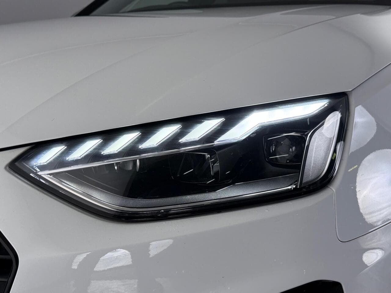 Audi A4 Avant thumbnail Inconclusive